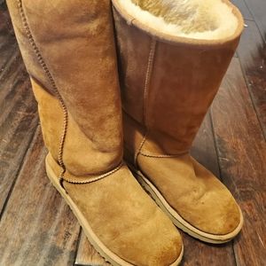 UGG Women’s Classic Tall II Boot